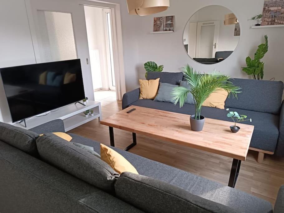 Comfortable With Balcony Apartment *